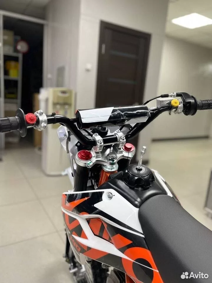 Мотоцикл питбайк Kayo Basic TT140 - миниатюра 2
