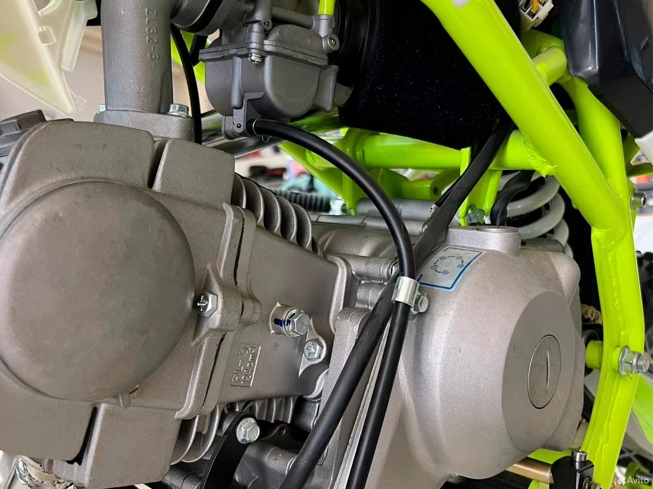 Мотоцикл питбайк Motoland Apex 125 E - миниатюра 2