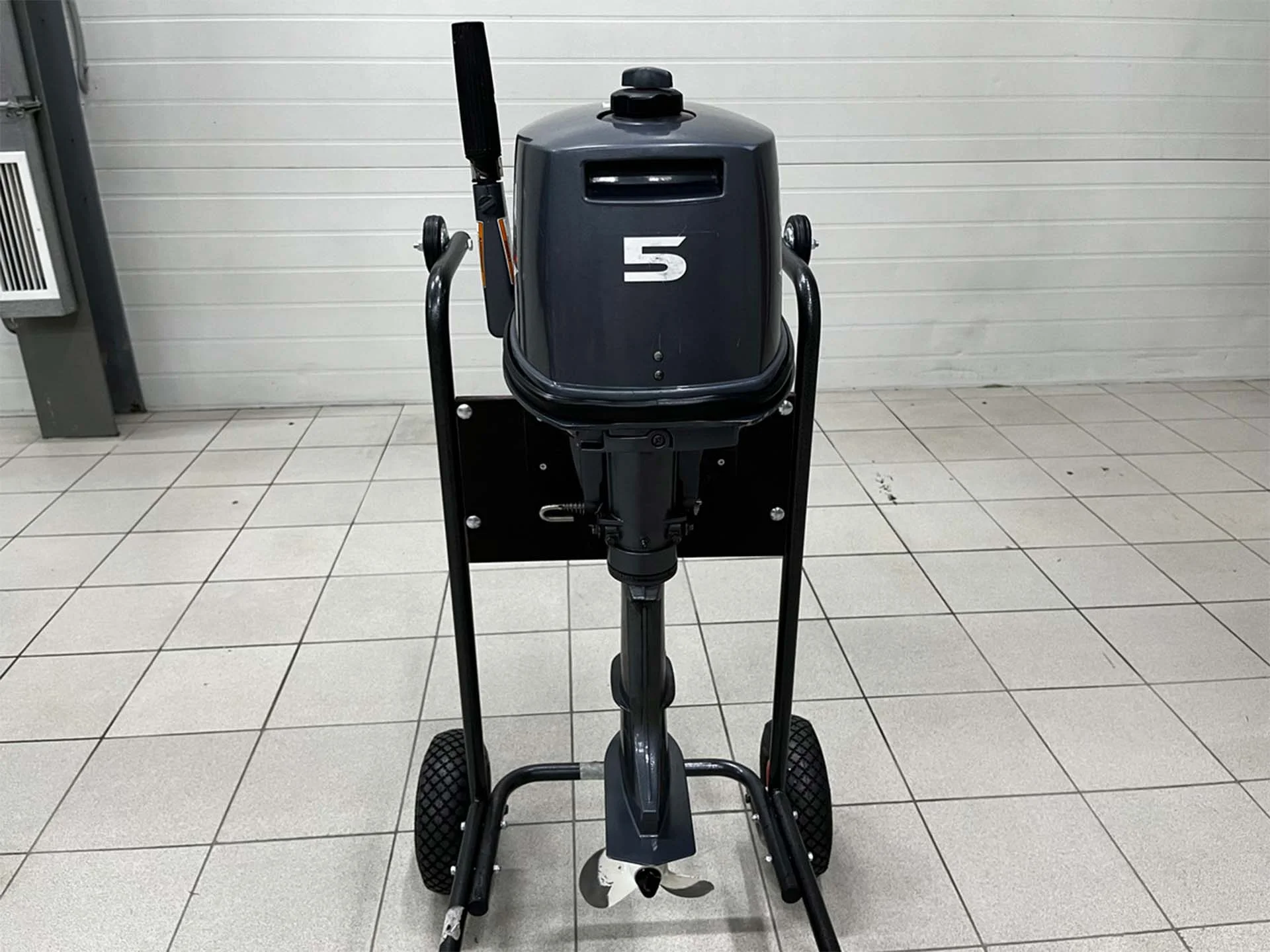 Лодочный мотор Yamaha 5 CMHS Б/У - миниатюра 2