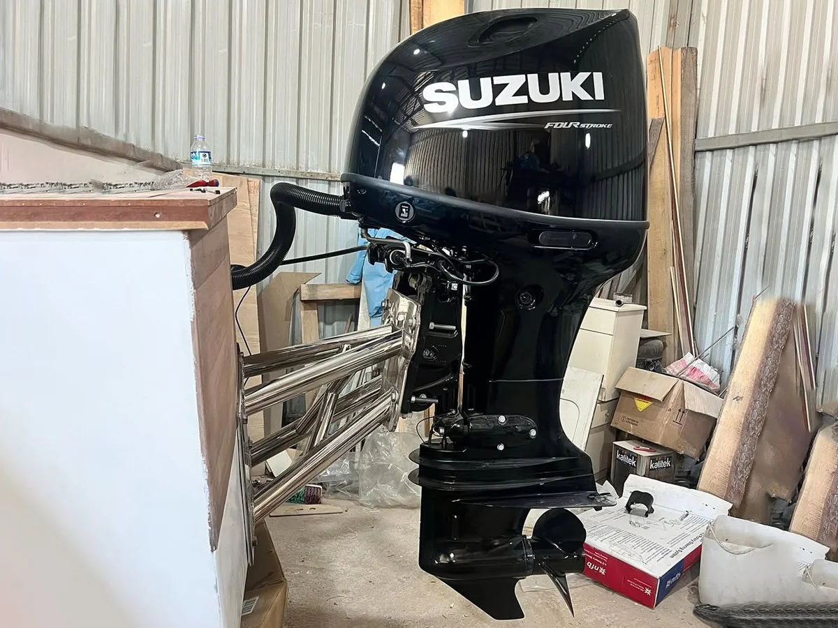 Лодочный мотор Suzuki DF115ATL - миниатюра 3