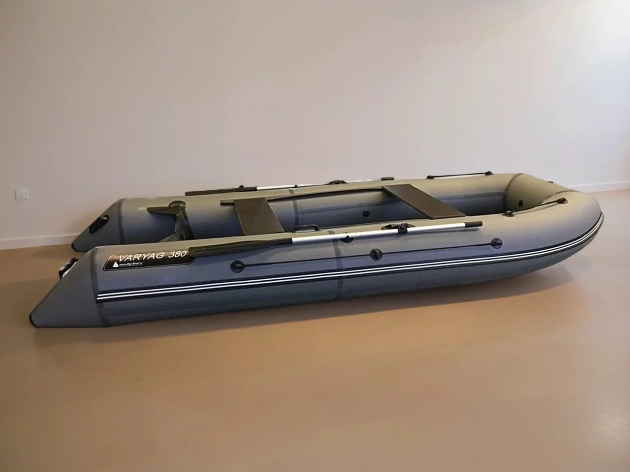 Лодка пвх Big Boat Биг Бот Varyag 380 - миниатюра 2