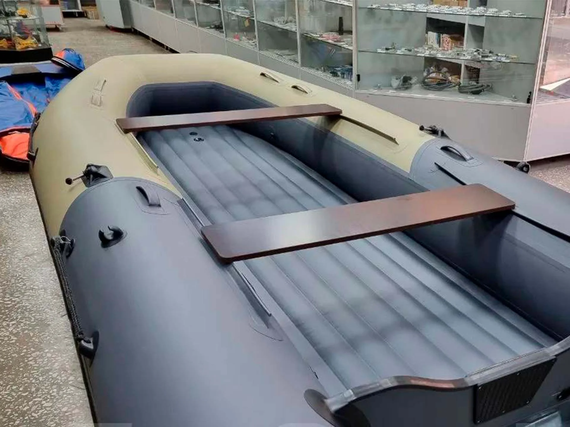 Лодка пвх Reef Риф Тритон 400 S-MAX - миниатюра 2
