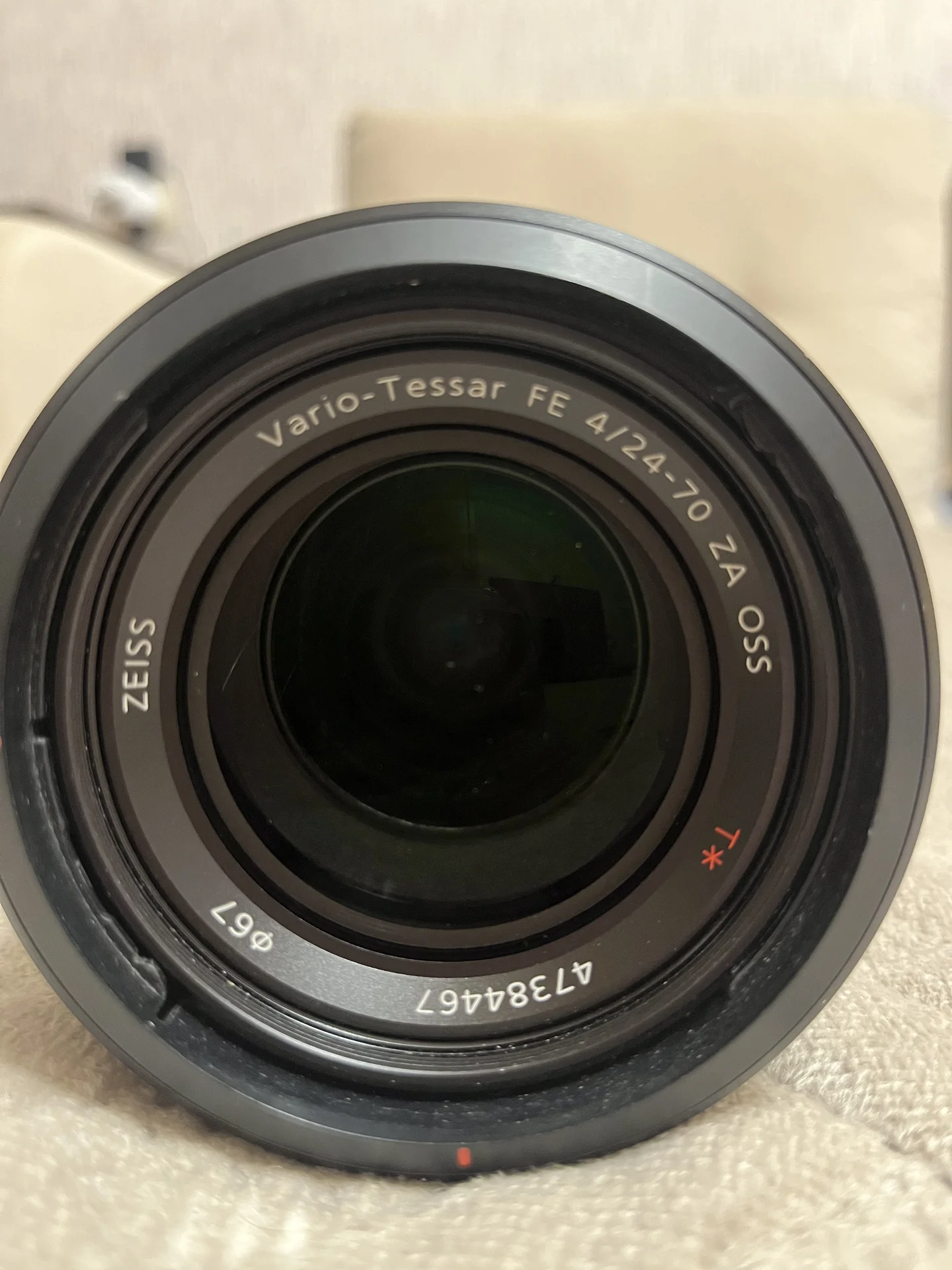 Фотоаппарат sony a7+ Sony zeiss FE 24-70mm - миниатюра 4