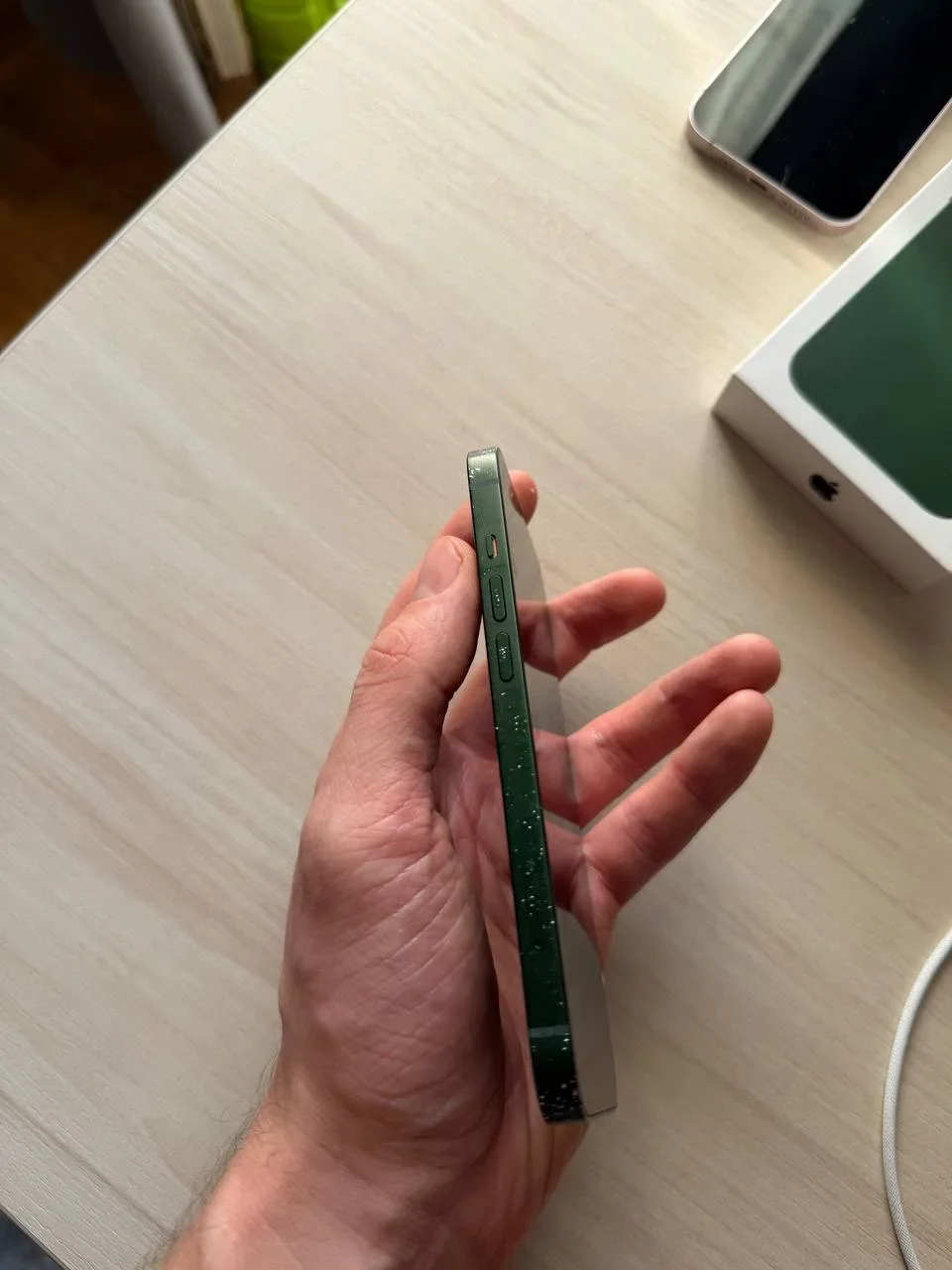 iPhone 13, 128 ГБ, SIM + eSIM - миниатюра 3