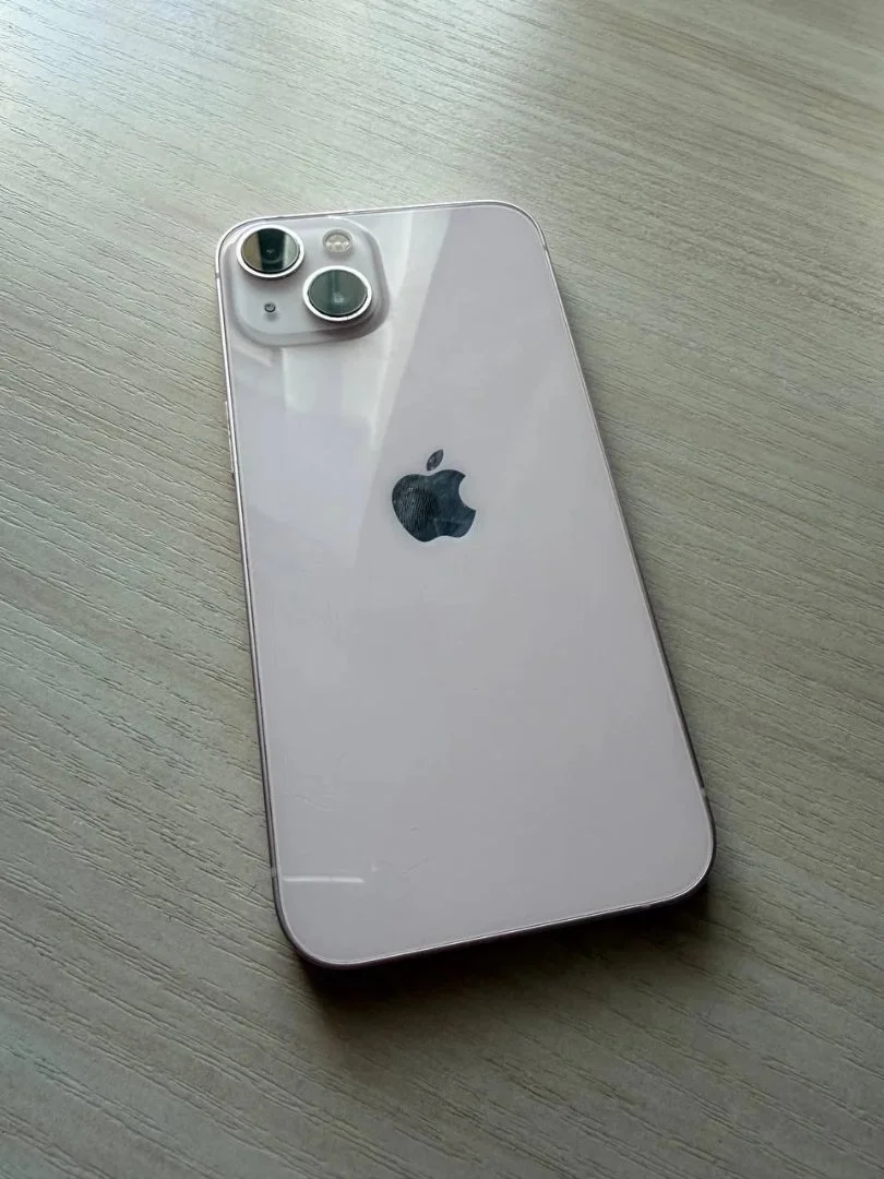 iPhone 13, 256 ГБ, SIM + eSIM - миниатюра 3