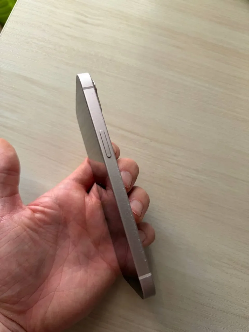 iPhone 13, 256 ГБ, SIM + eSIM - миниатюра 5