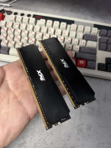 Оперативная память 32GB XPG DDR4 2x16 3200 Mhz