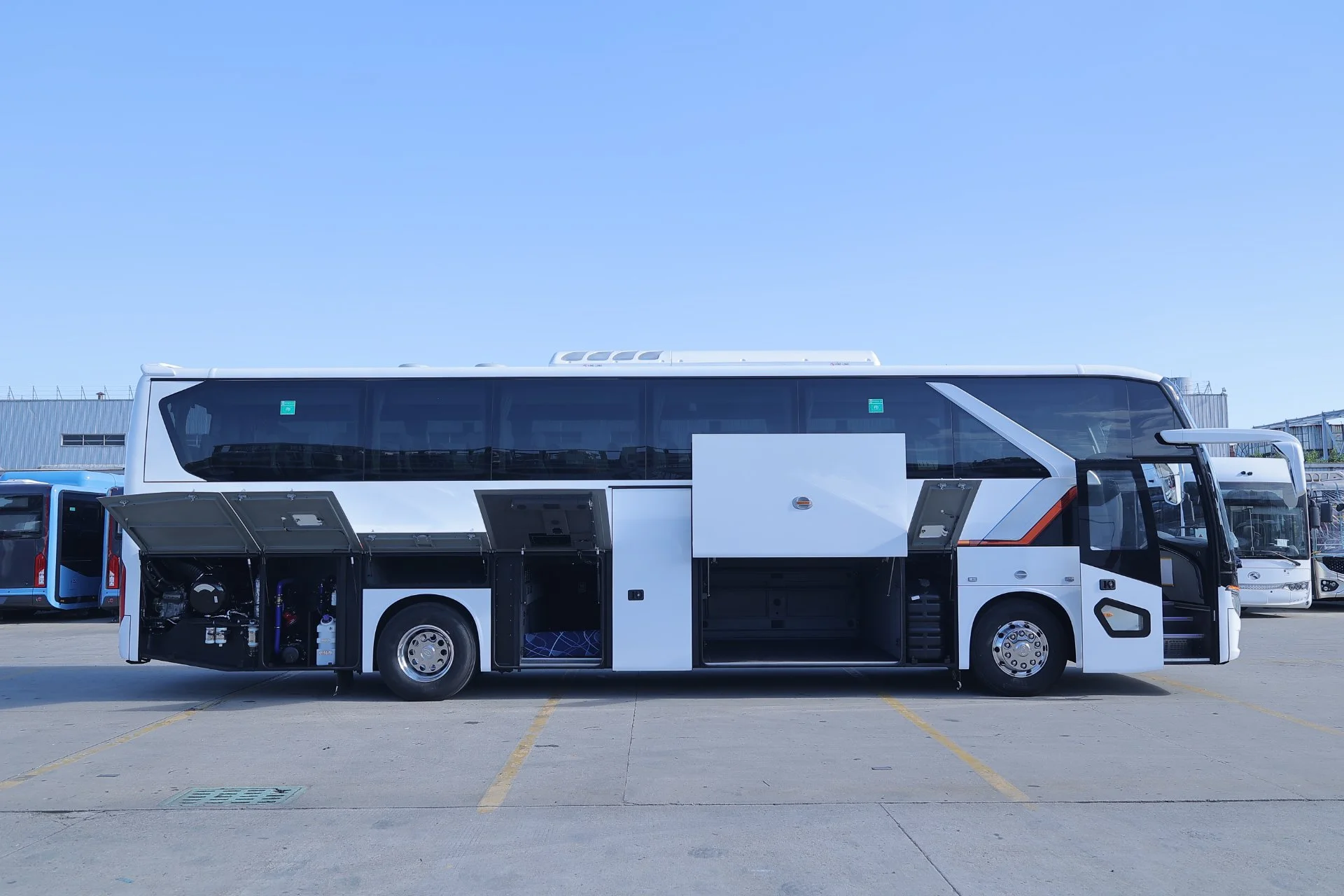 Автобус туристический KING LONG К12 (количество мест 55+1+1) Новый - миниатюра 3