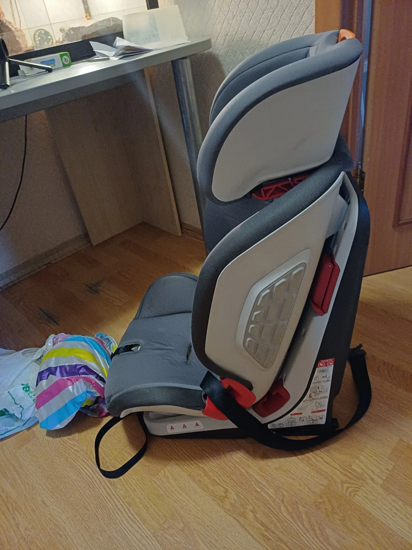 Автокресло детское Chicco - миниатюра 4