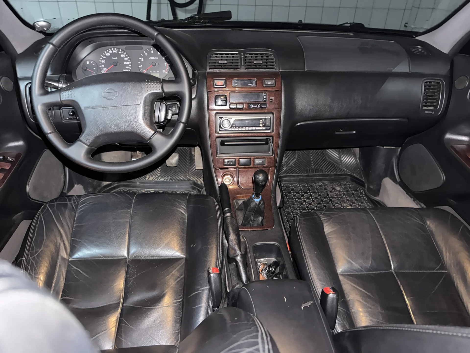 Nissan Maxima a32 - миниатюра 6