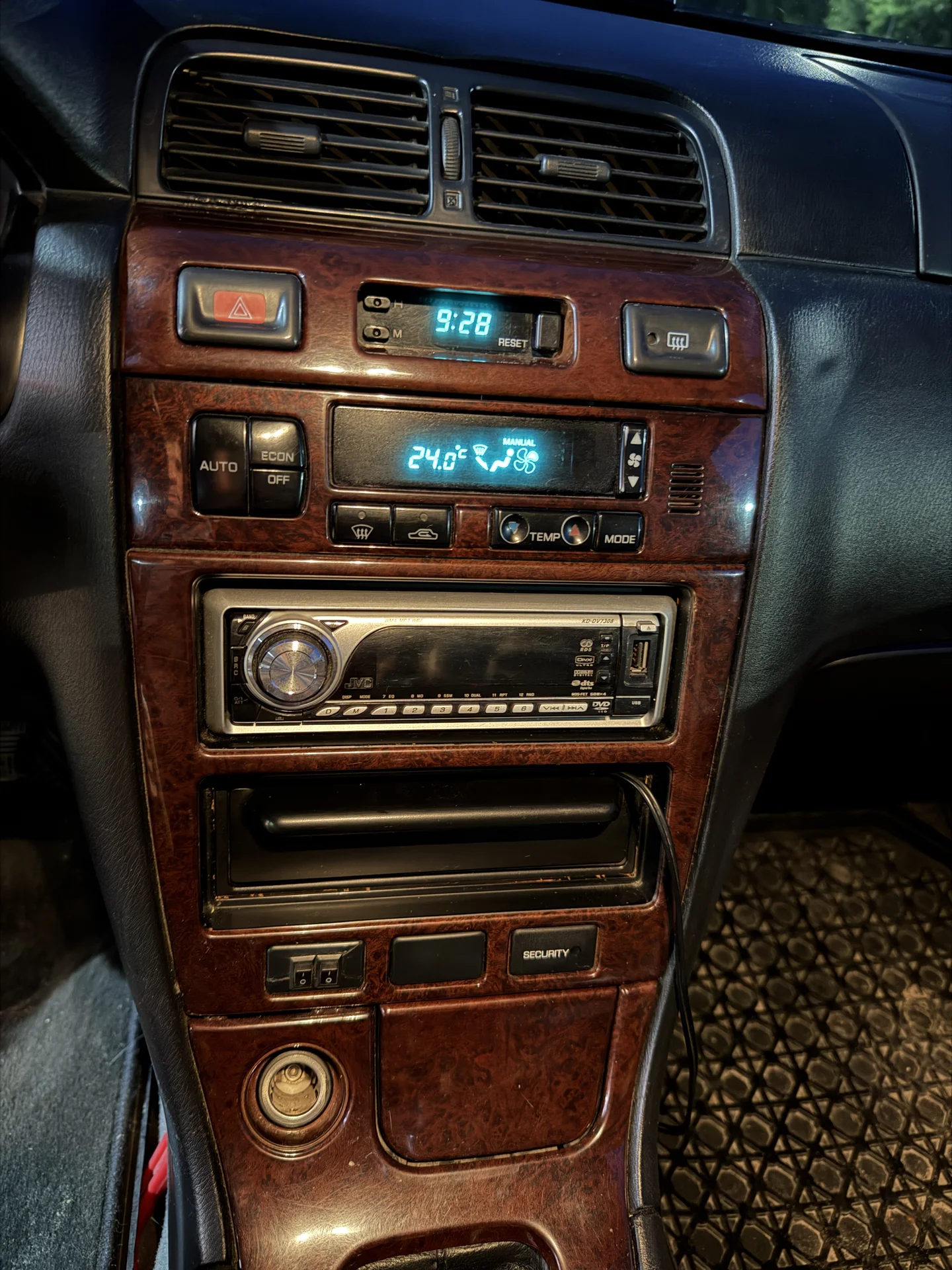 Nissan Maxima a32 - миниатюра 10