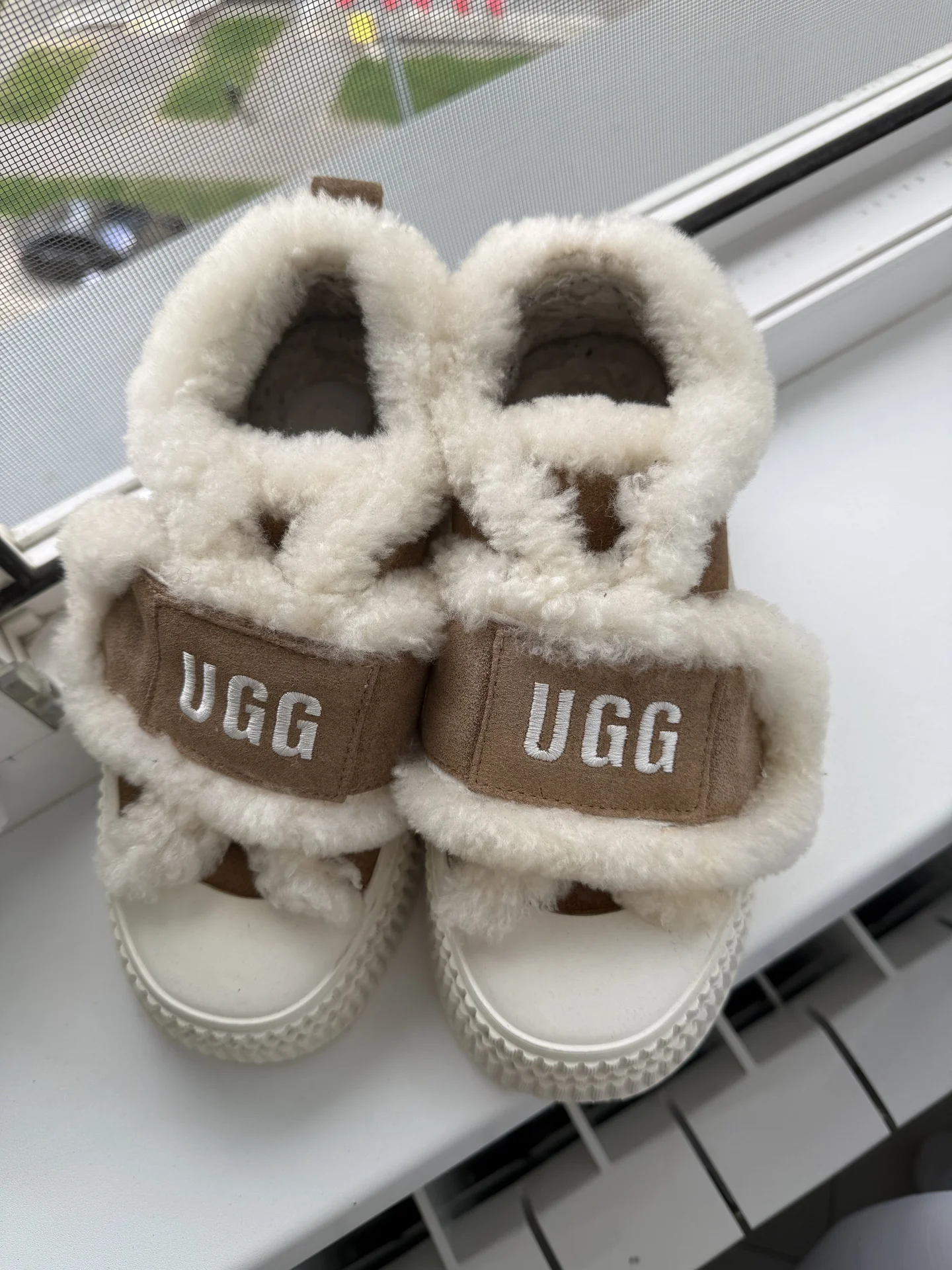 зимние кеды UGG 36 размера - миниатюра 2