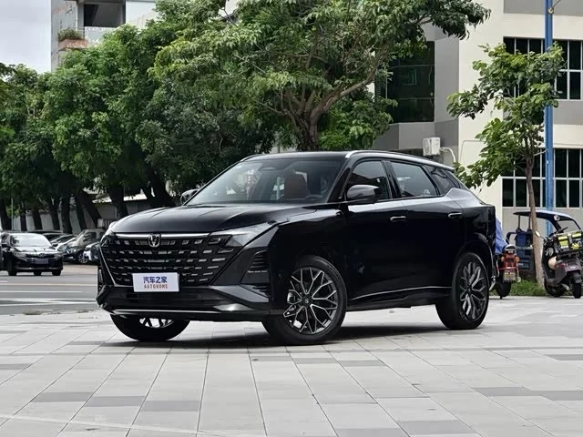 Changan UNI-Z 1.5 AMT, 2026, 40 км - миниатюра 5