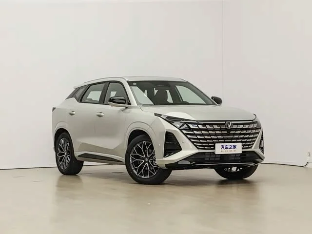 Changan UNI-Z 1.5 AMT, 2026, 40 км - миниатюра 6