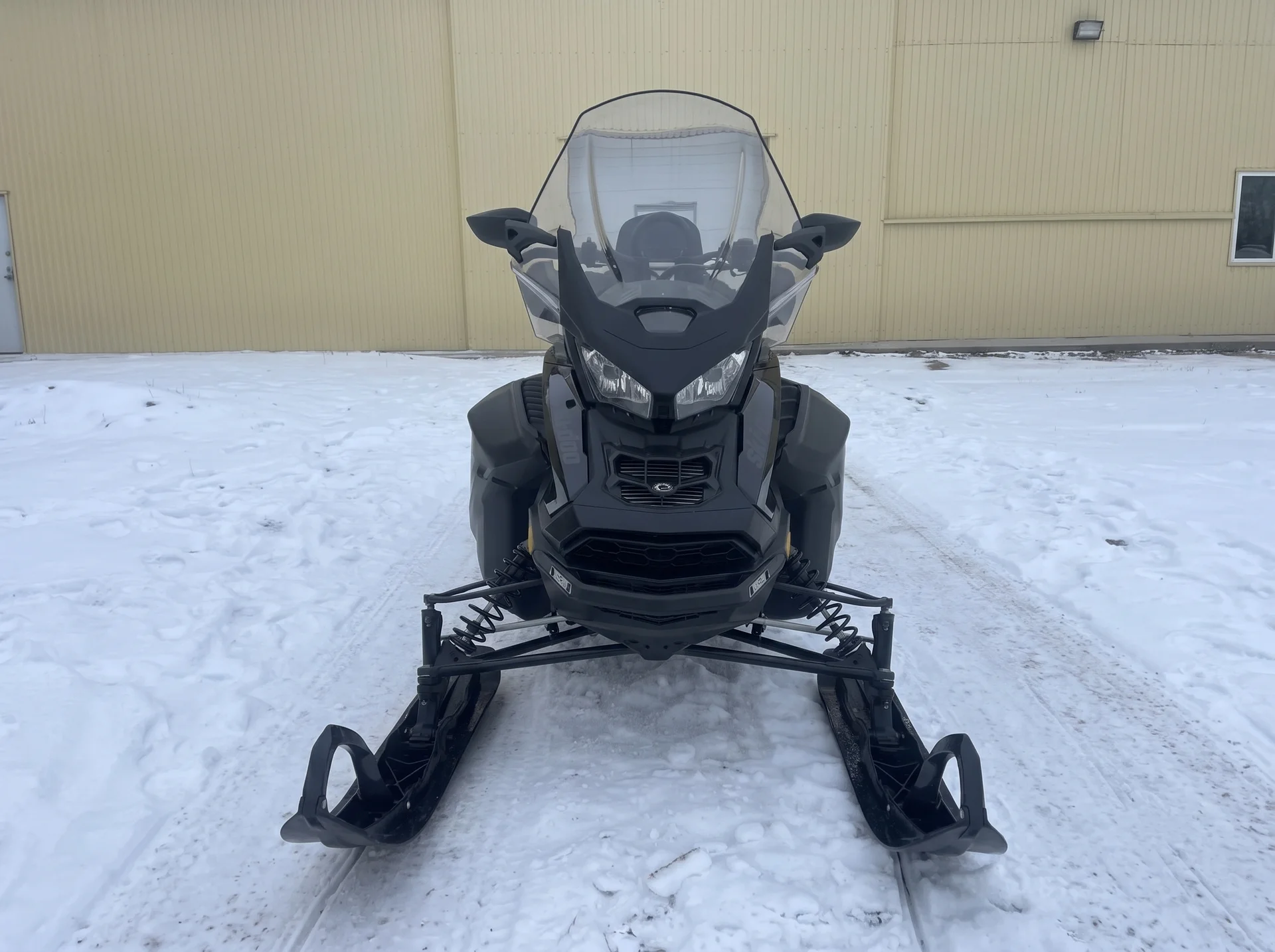 BRP Ski-Doo Expedition SE Turbo R, 2026, 1 104 км - миниатюра 3