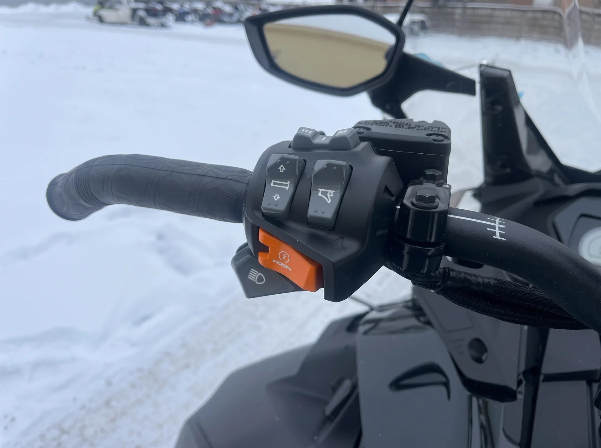 BRP Ski-Doo Expedition SE Turbo R, 2026, 1 104 км - миниатюра 4