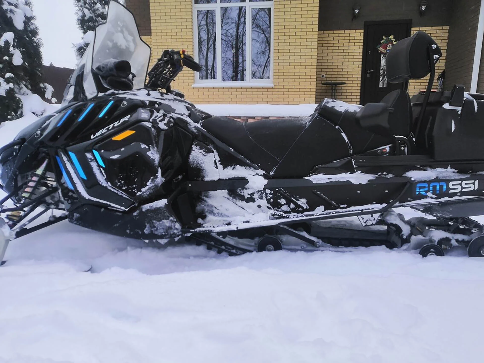 Снегоход Русская Механика RM Vector 551 б\у - миниатюра 4