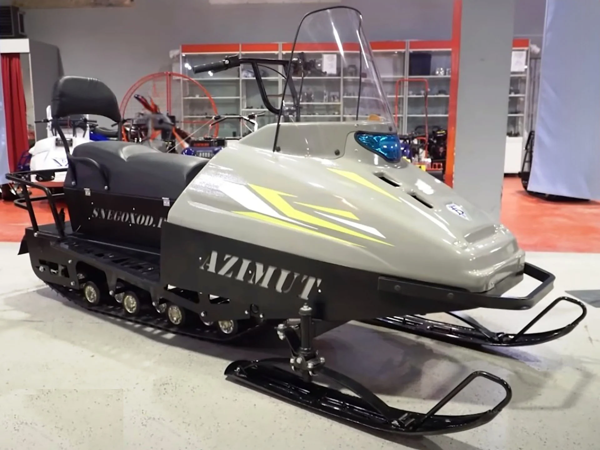 Миниснегоход Бурлак Азимут CS 20 л.с - изображение 1
