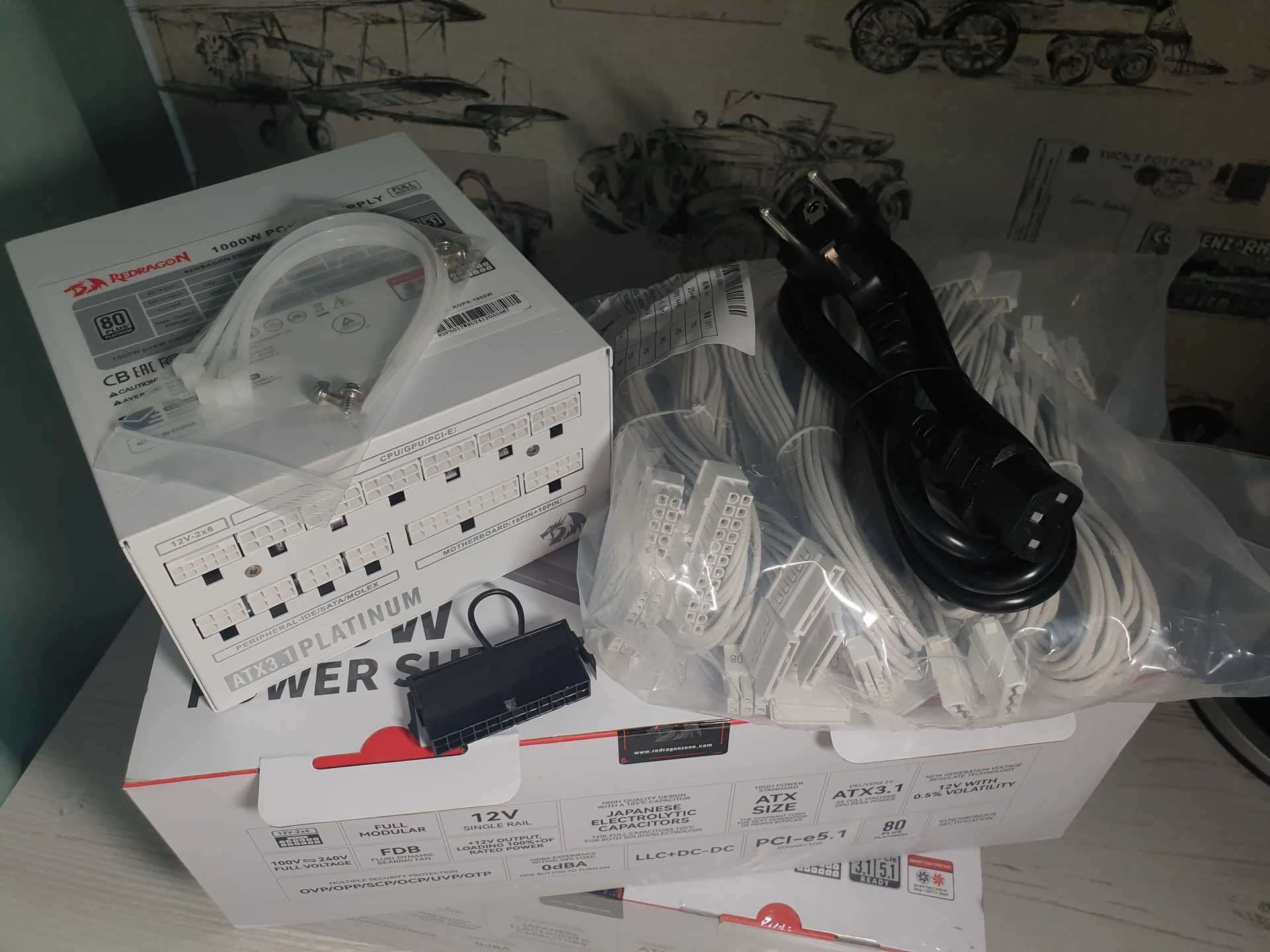 Redragon RGPS 1000w platinum - миниатюра 3
