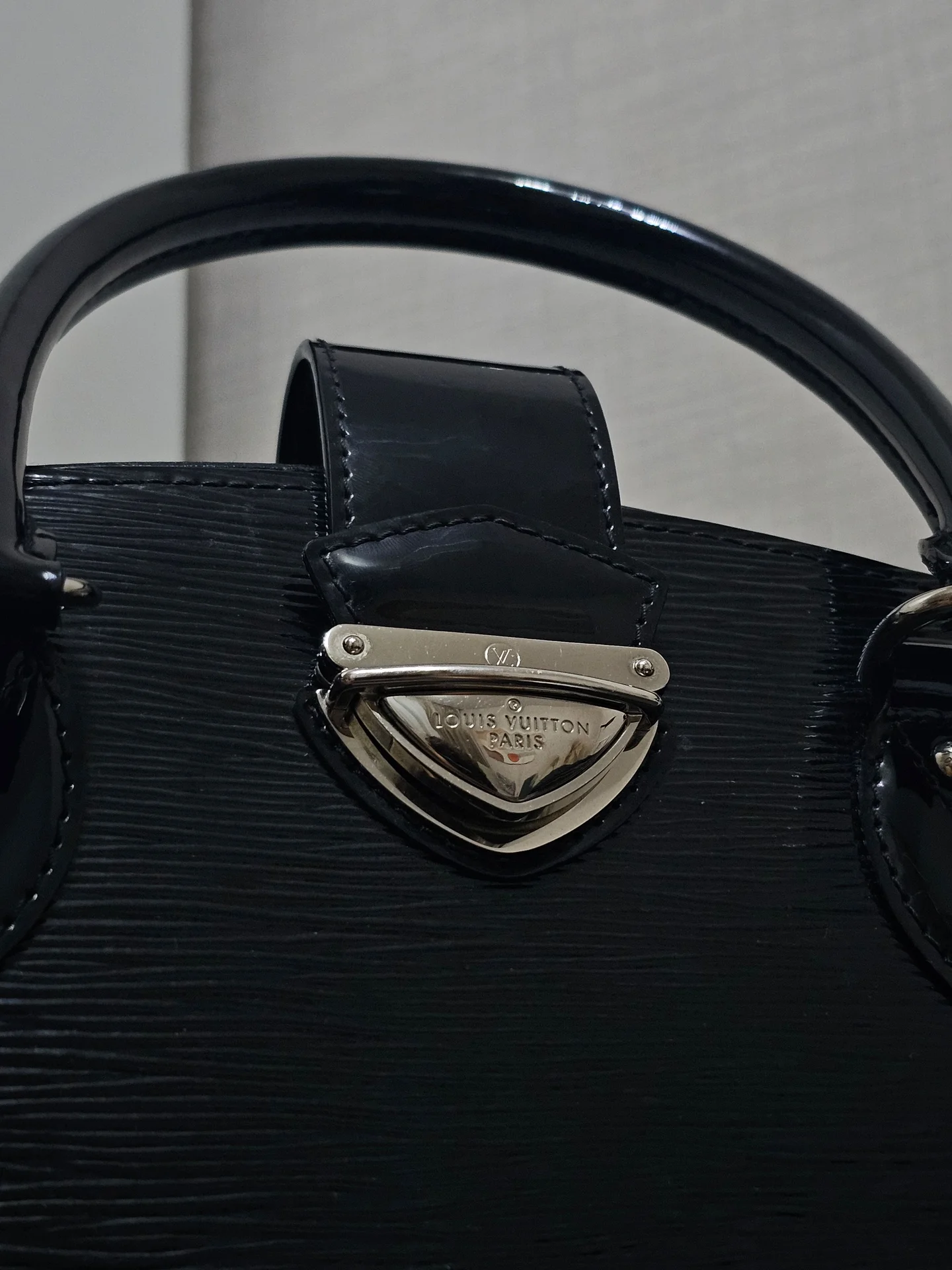 Louis Vuitton - миниатюра 3