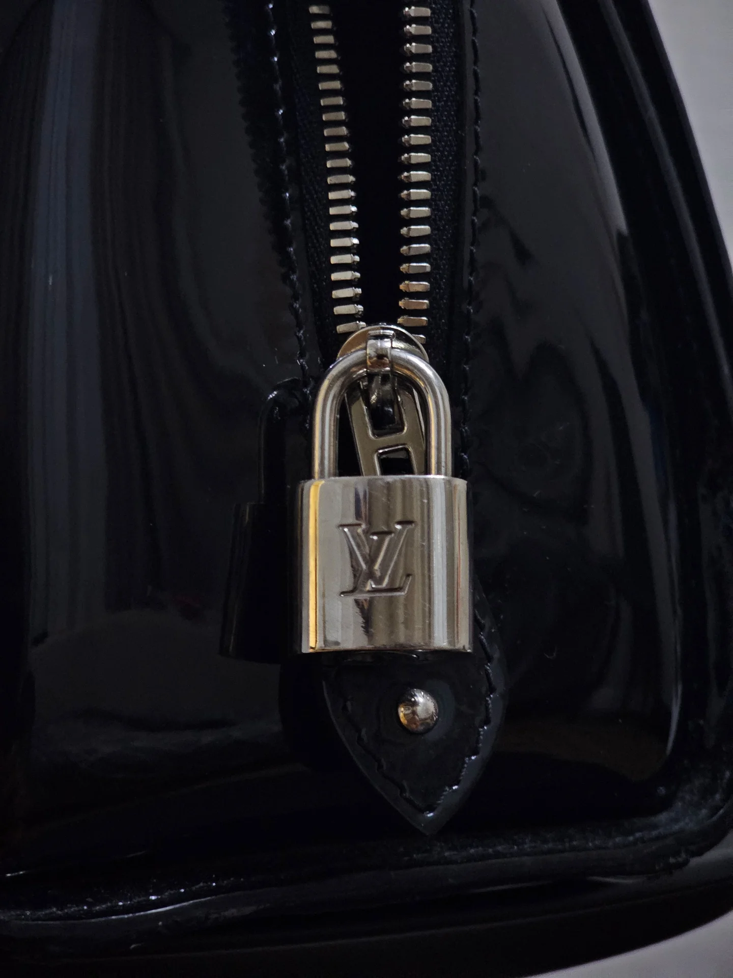 Louis Vuitton - миниатюра 4