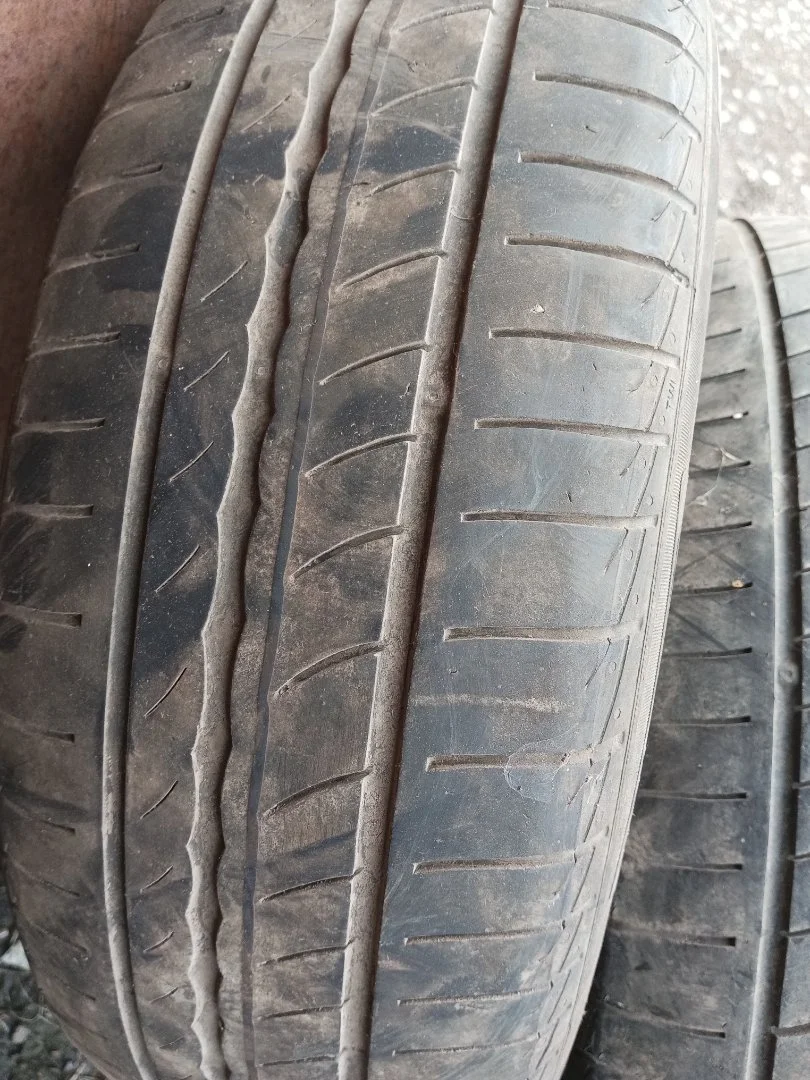 ПРОДАЮ ПОЛНОСТЮ АВТО БМВ Е30 ДЛЯ ЗАПЧАСТИ - миниатюра 14