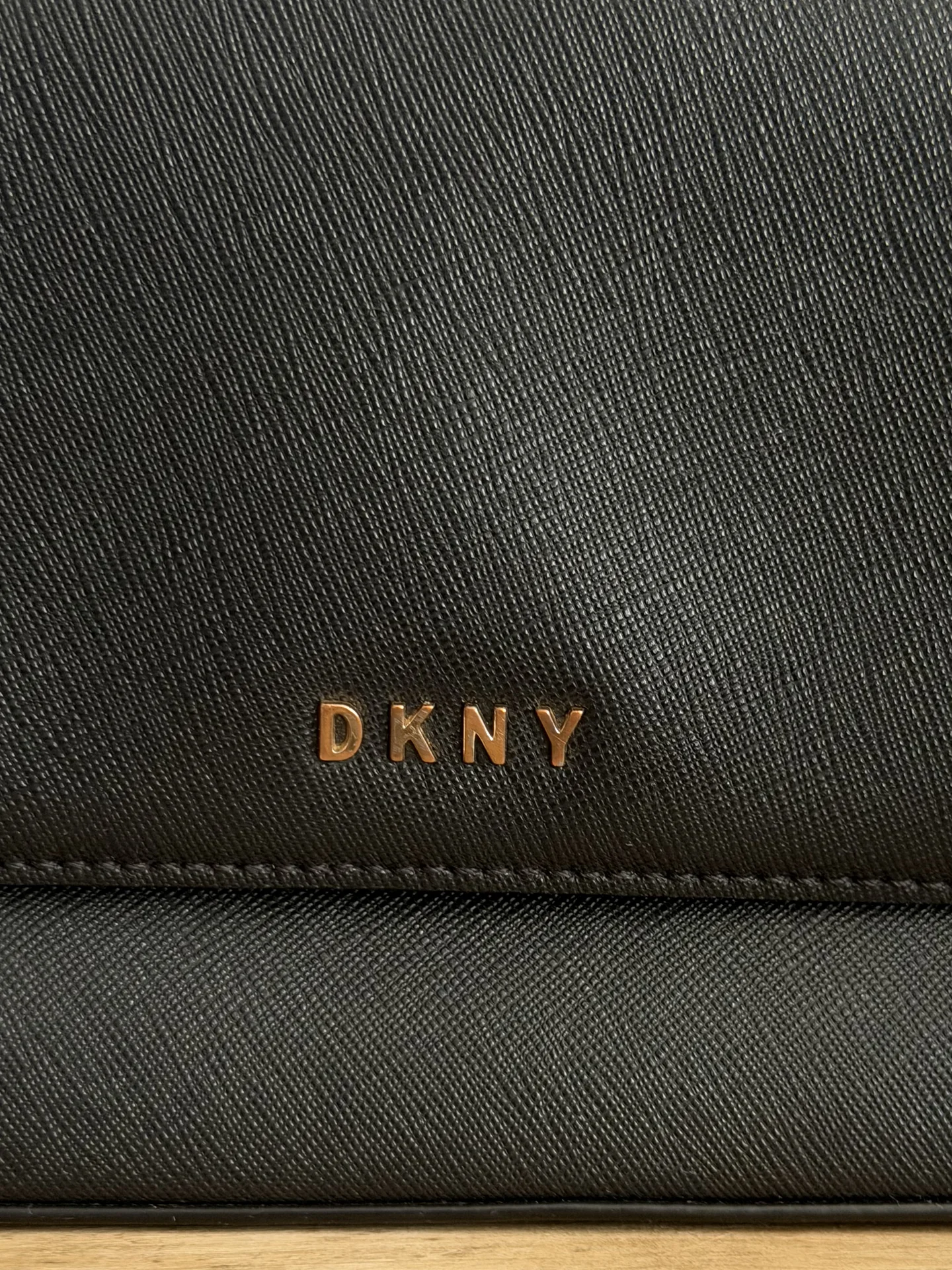 Сумка DKNY - миниатюра 2