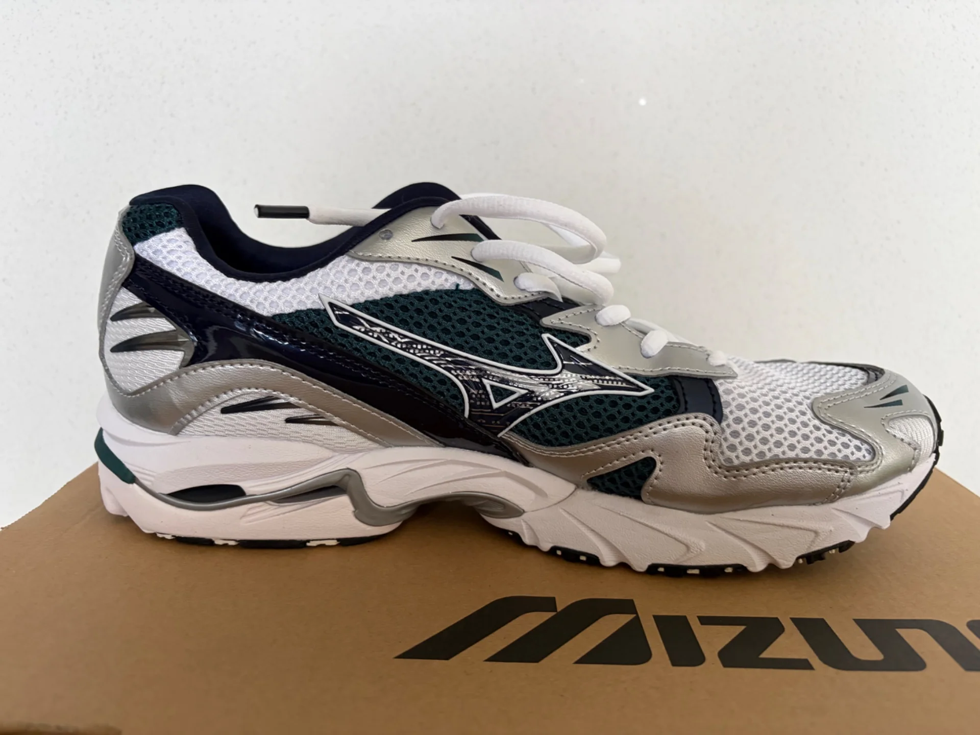 Mizuno Wave Rider 10 'White Baritone Blue' - миниатюра 2