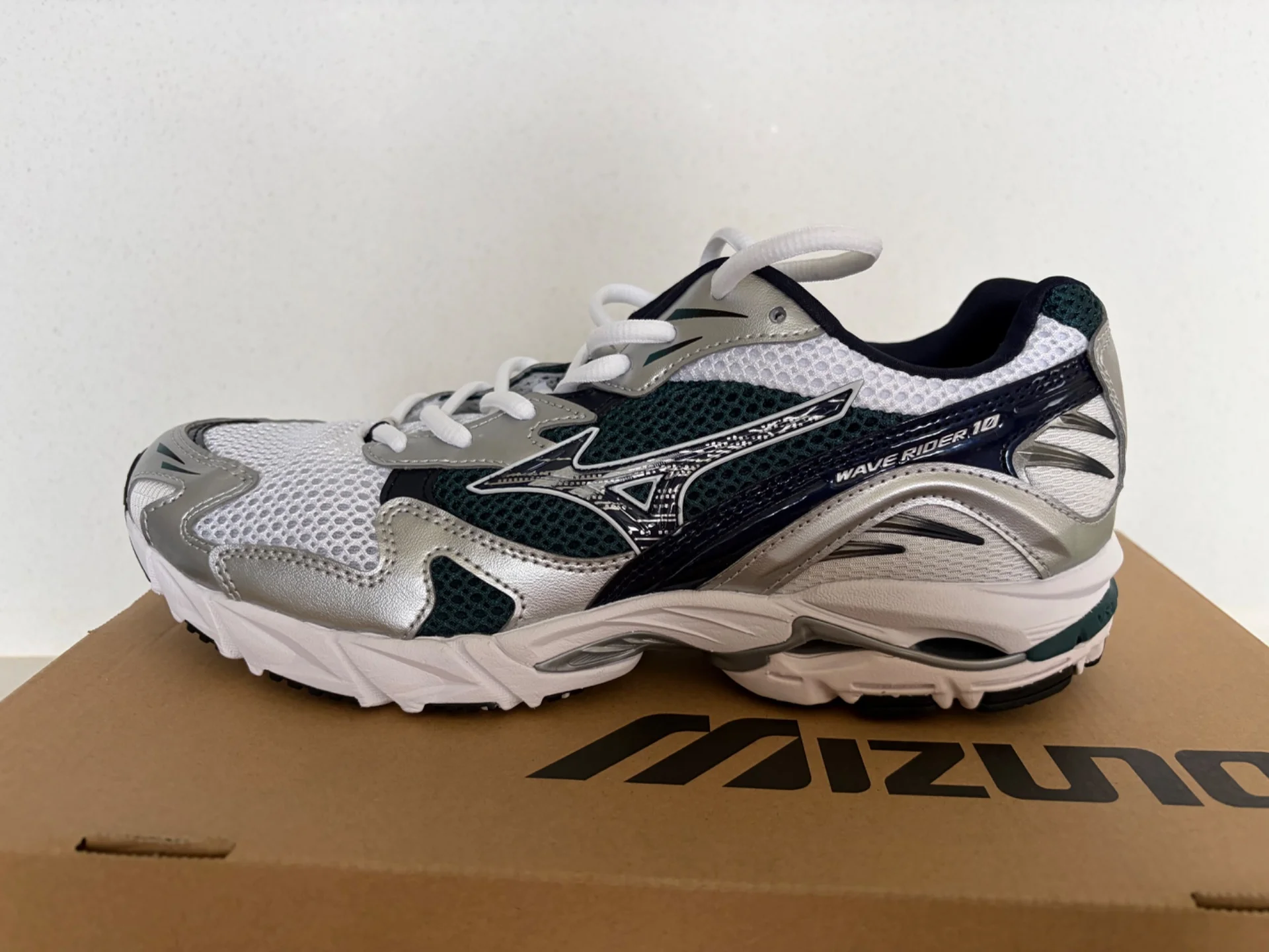 Mizuno Wave Rider 10 'White Baritone Blue' - миниатюра 4