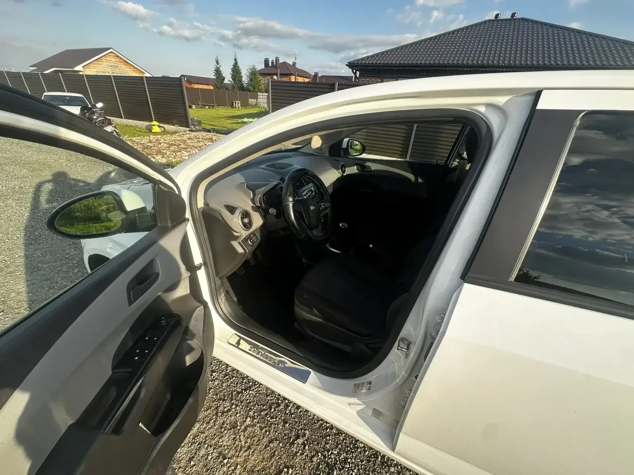 Chevrolet Aveo - миниатюра 4