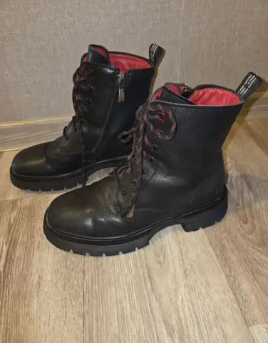Ботинки женские