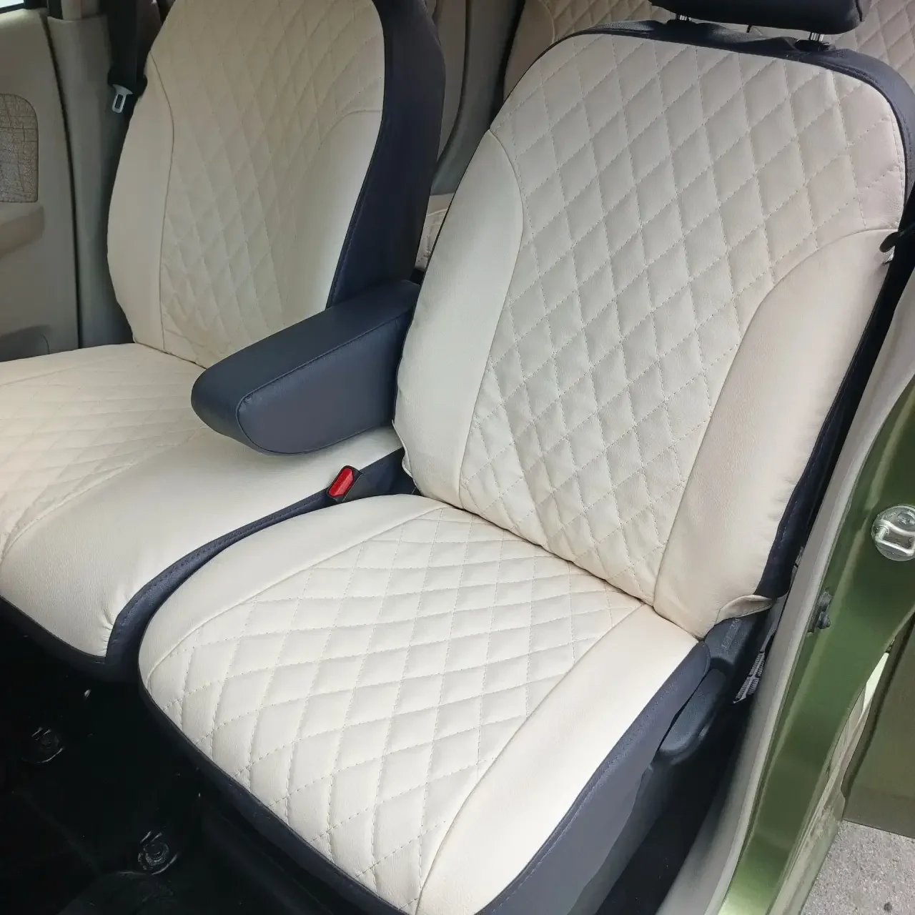Авточехлы модельные для автомобилей - миниатюра 5