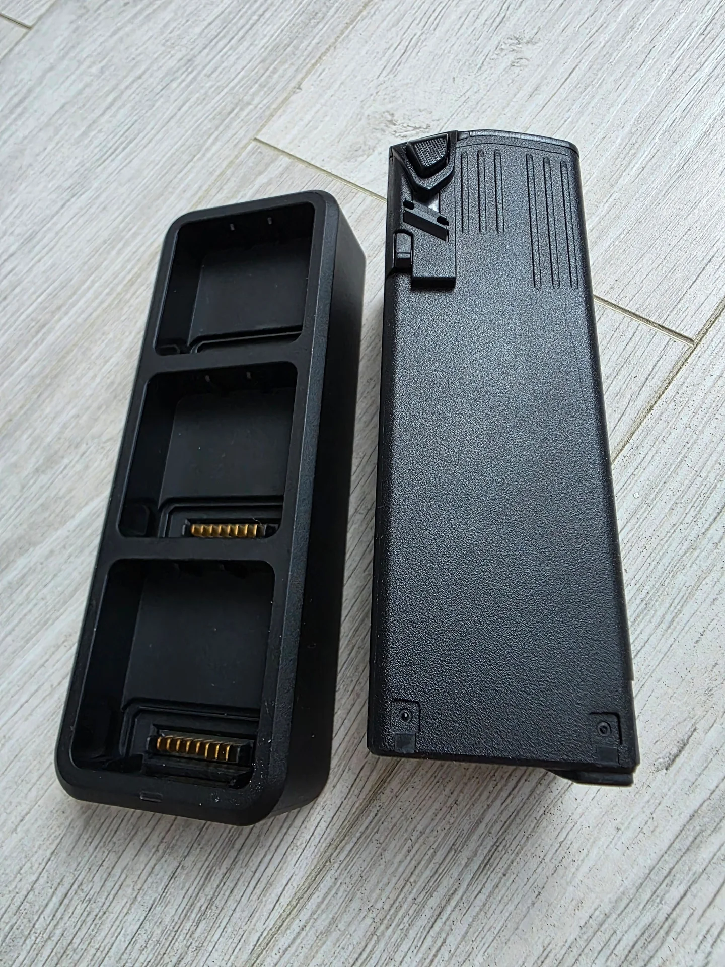 Аккумулятор DJI Mavic 3 + HUB зарядки - миниатюра 4