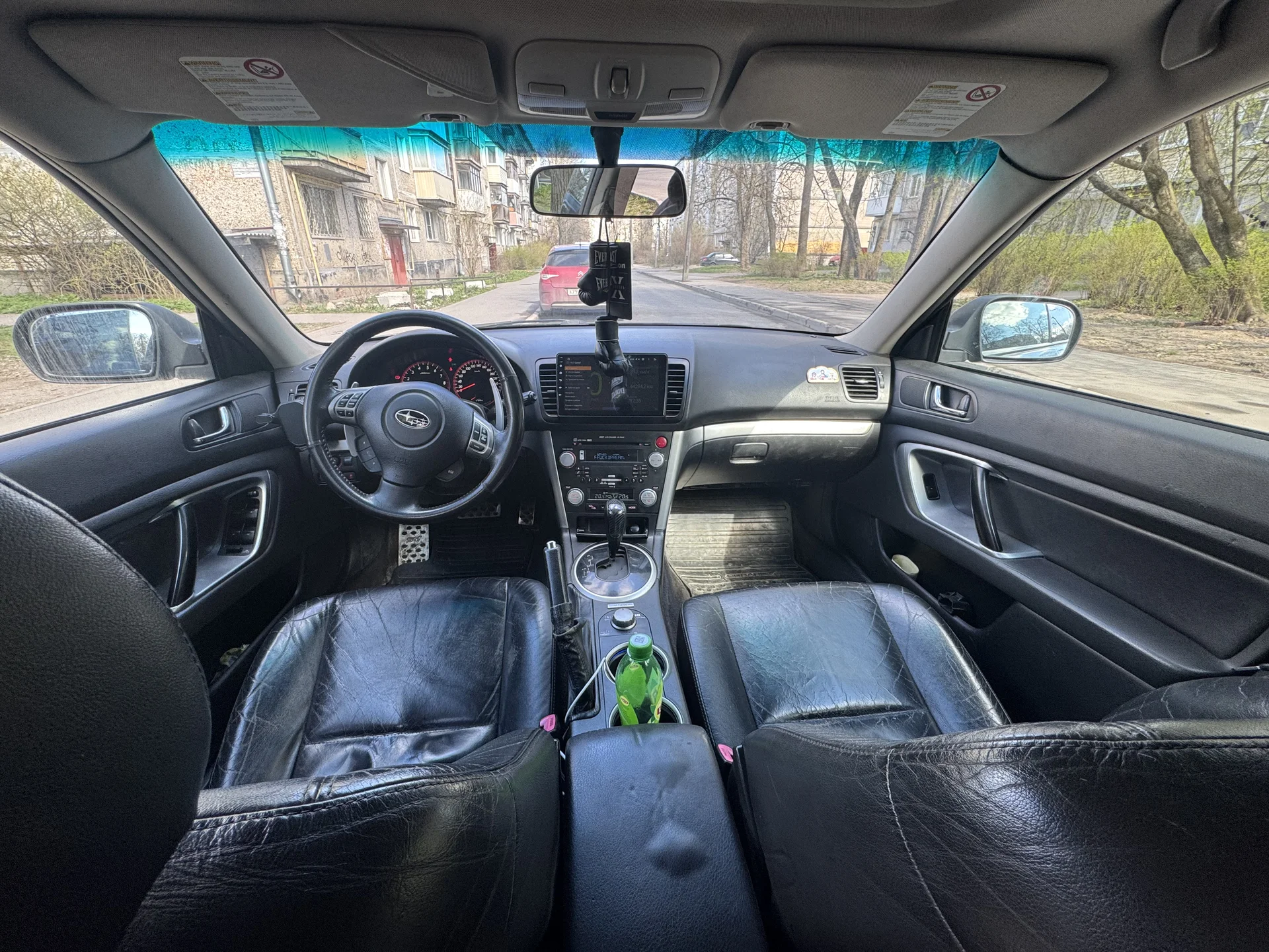 Subaru Outback 3.0 - миниатюра 6