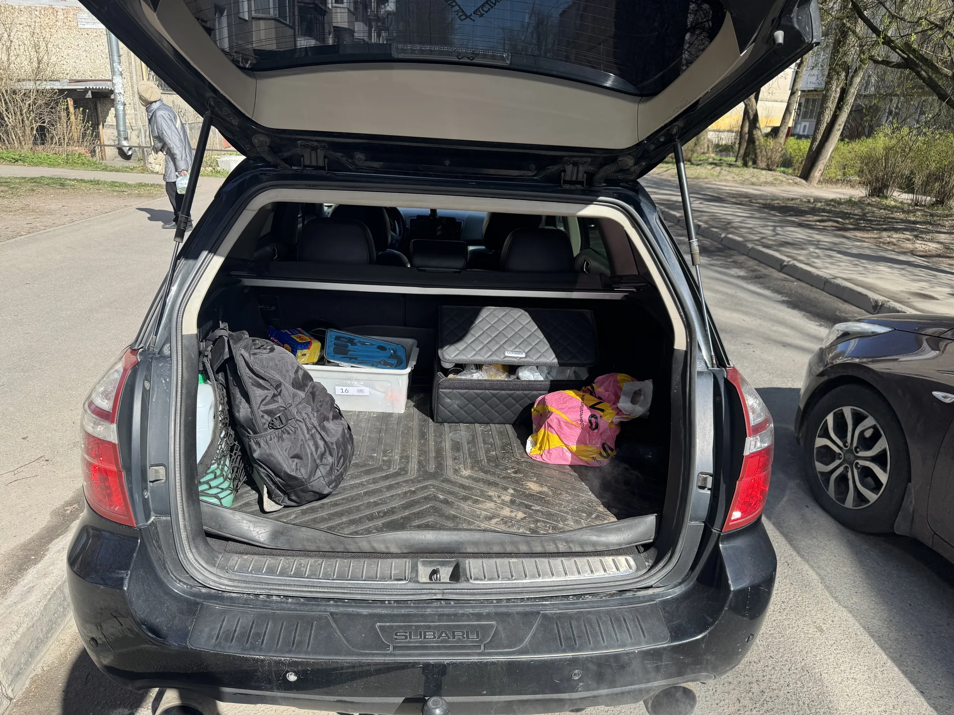 Subaru Outback 3.0 - миниатюра 8