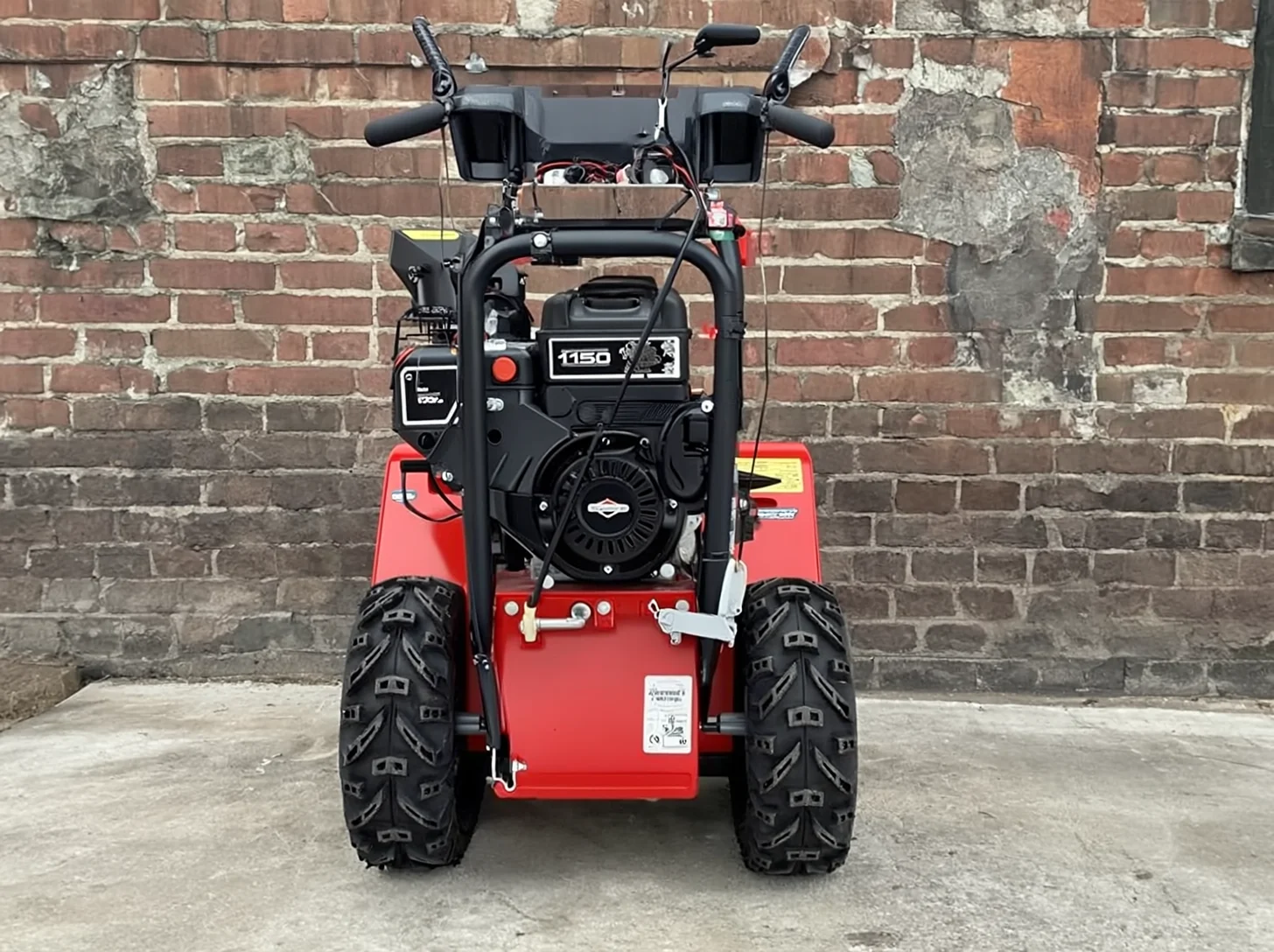 Снегоуборщик бензиновый Canadiana CM691150E 8 л.с - миниатюра 4