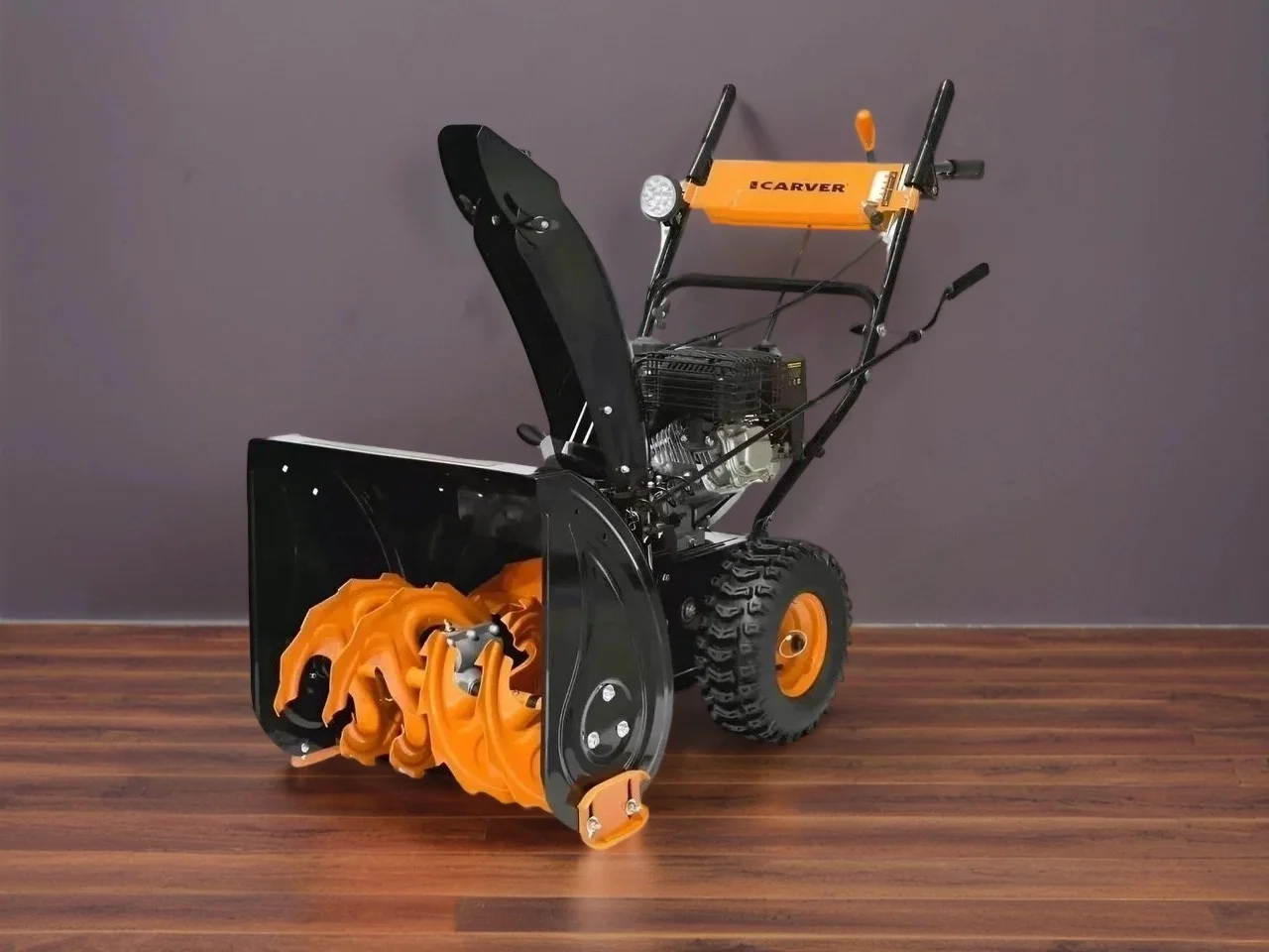 Снегоуборщик бензиновый Carver Stg 7056EL 7 л.с.