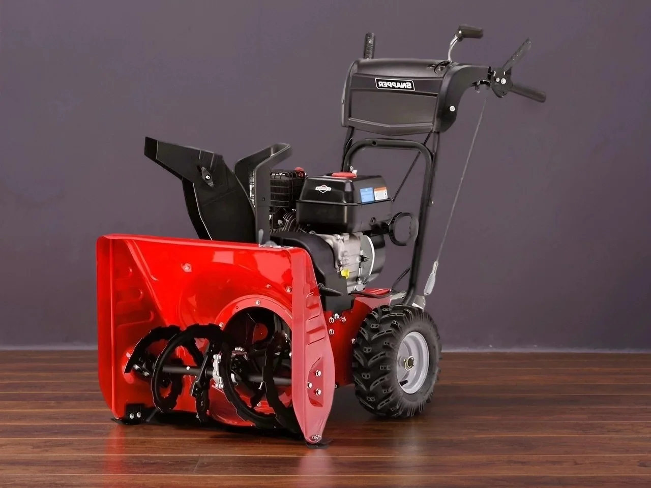 Снегоуборщик Snapper SNL824R 5.5 л.с - изображение 1