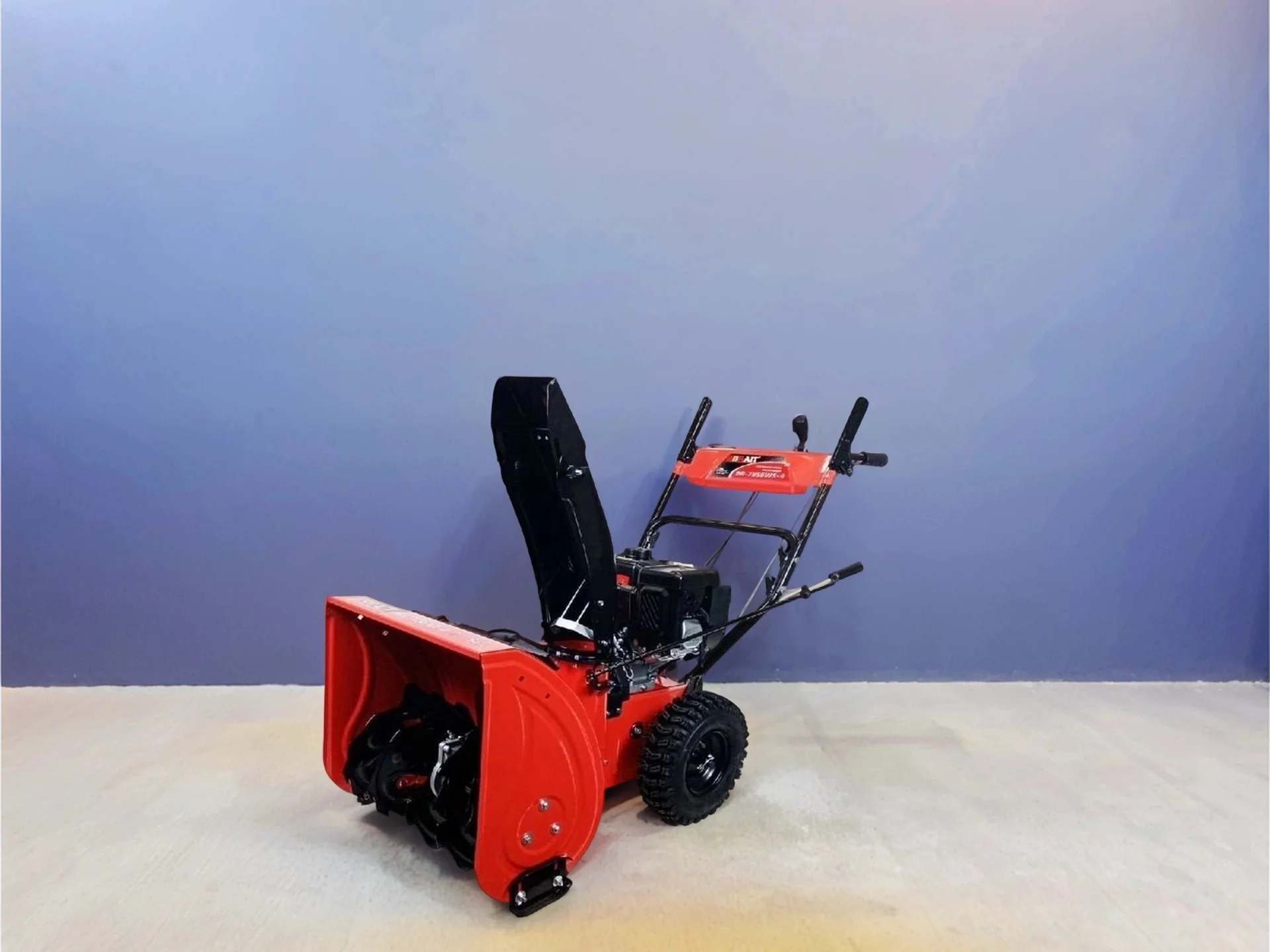 Снегоуборщик бензиновый Brait BR-7856WS-4 7 л.с