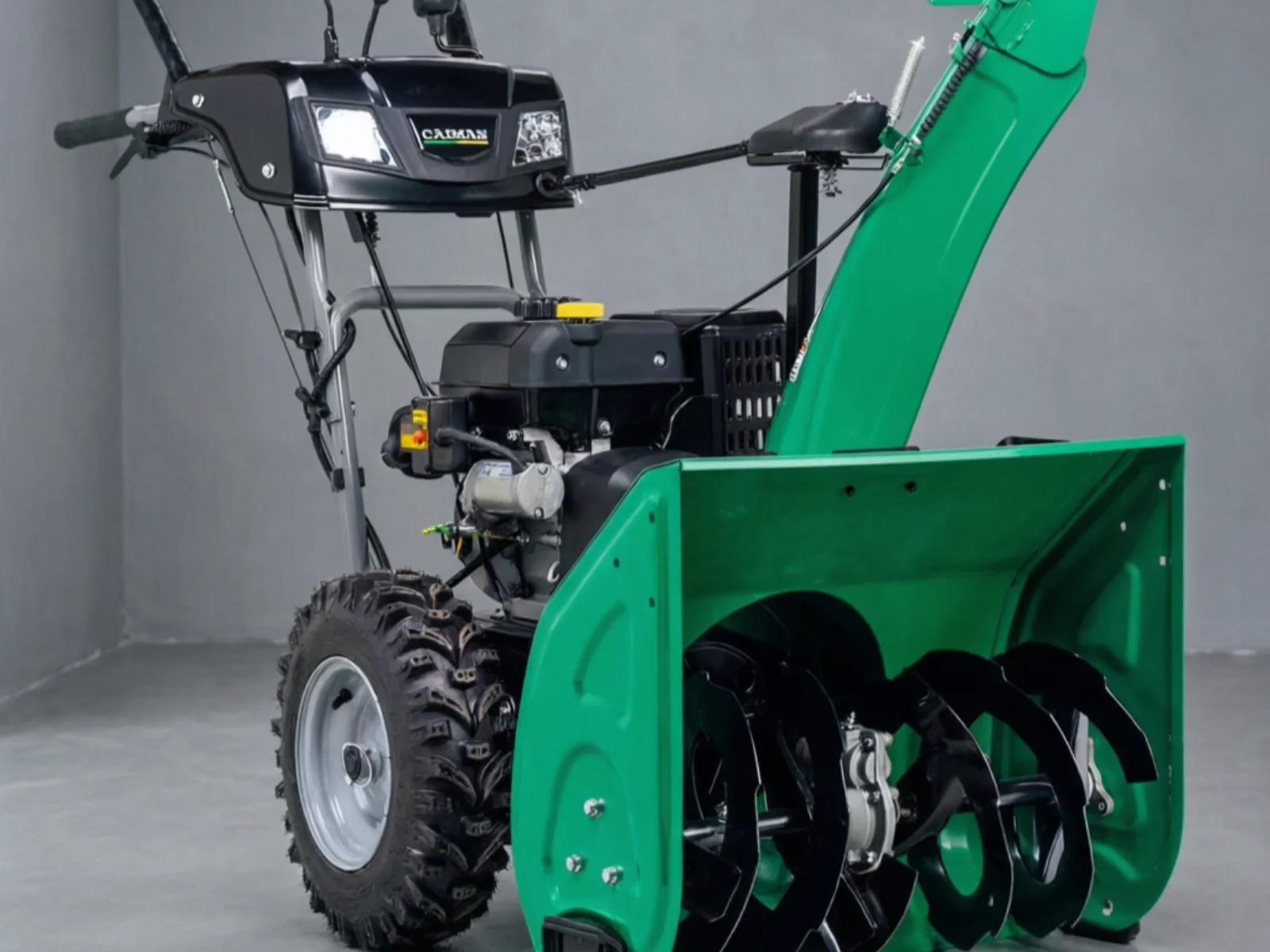 Снегоуборщик бензиновый Caiman Valto 24C 8 лс