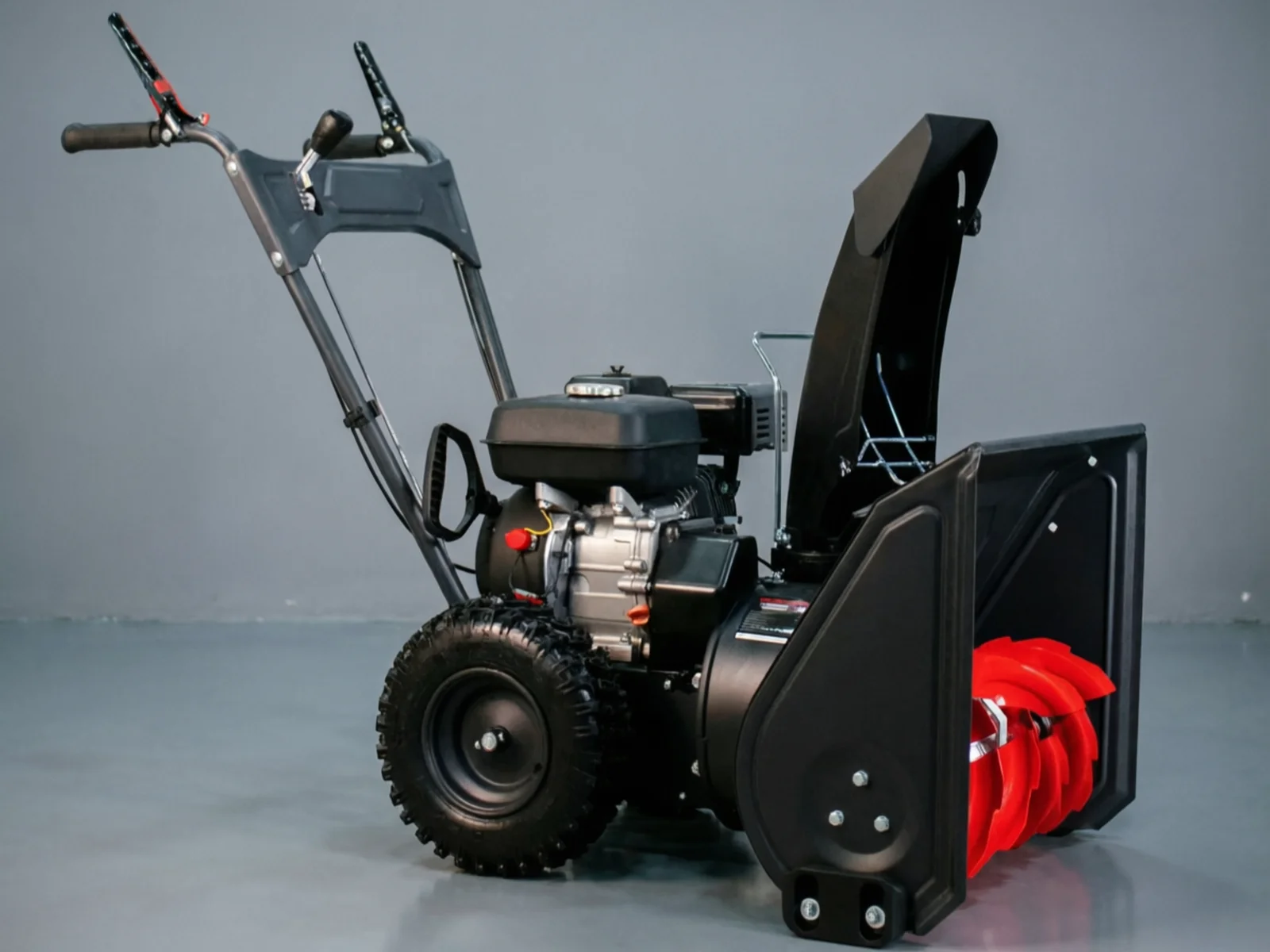 Снегоуборщик бензиновый Verton Ice SB-661 6.5 лс