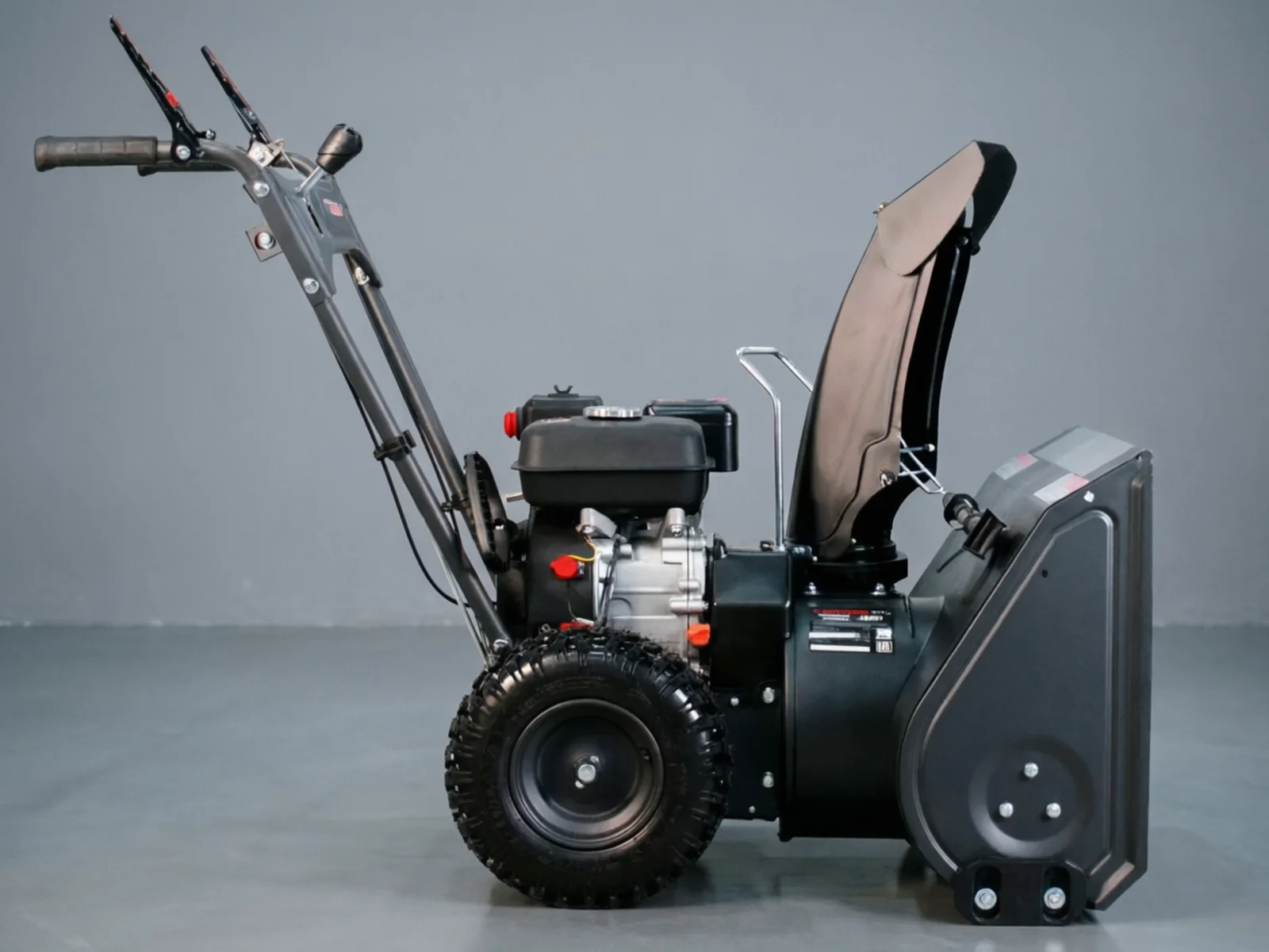 Снегоуборщик бензиновый Verton Ice SB-661 6.5 лс - миниатюра 2