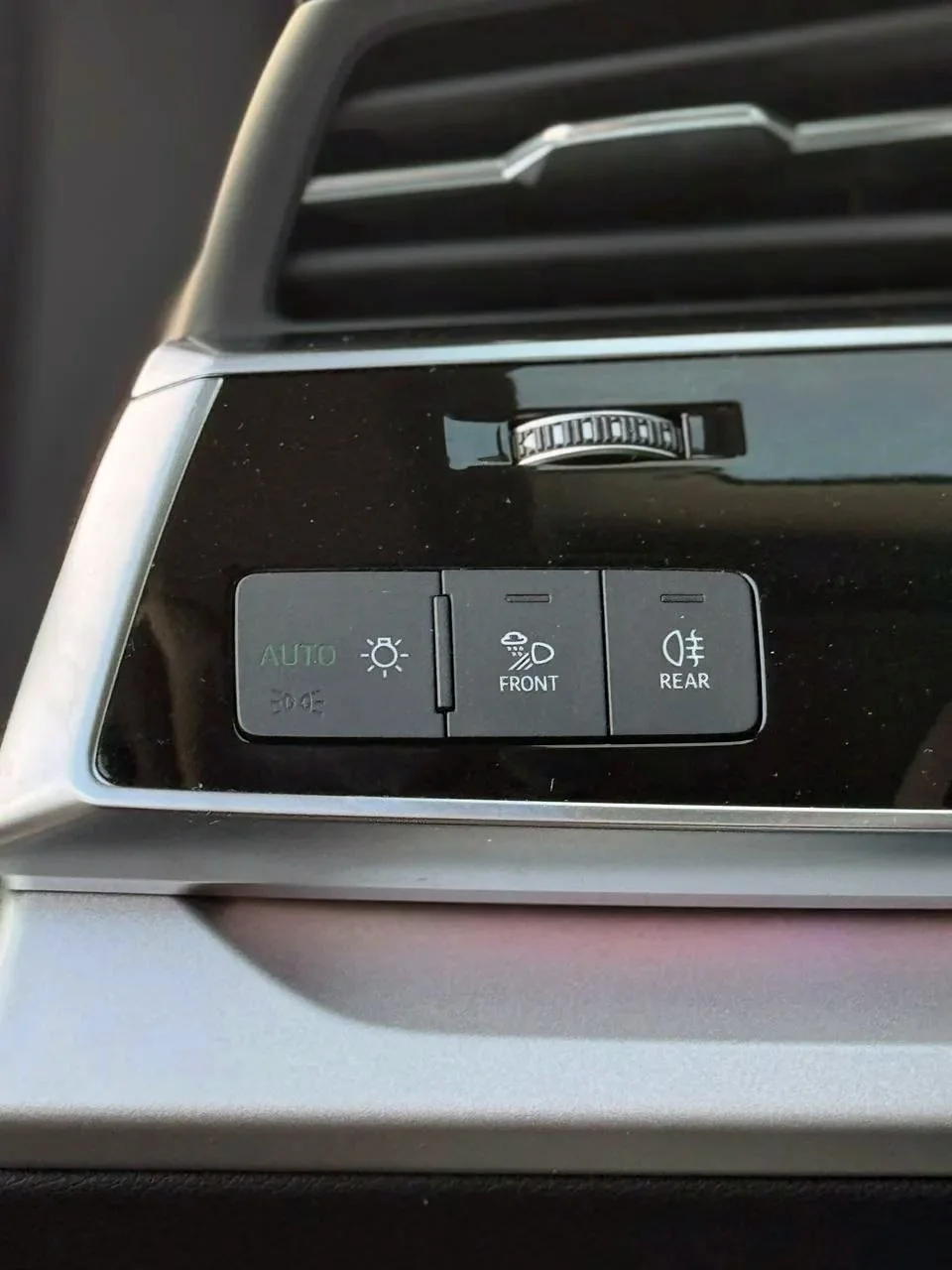 Audi Q8, 2023 - миниатюра 6