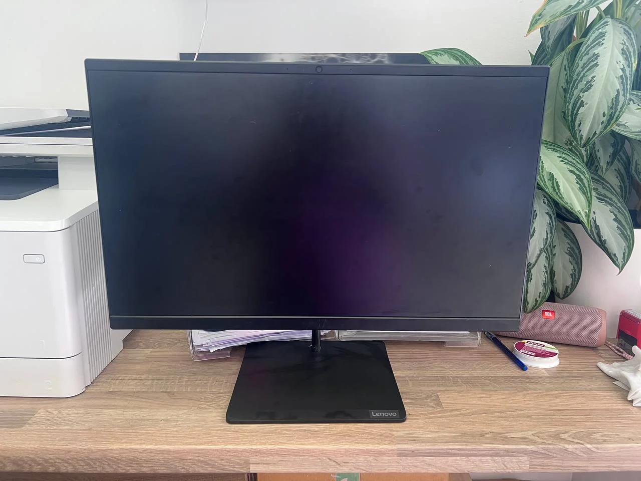 Моноблок lenovo v50a-24IMB 11FK003ERU - изображение 1