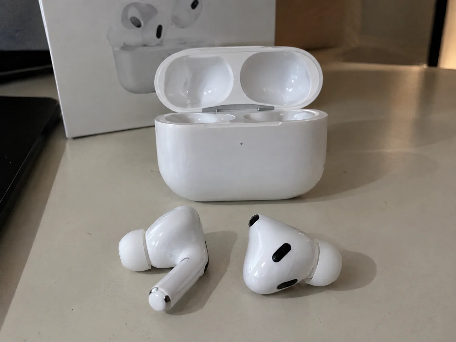 AirPods Pro 2 - изображение 1