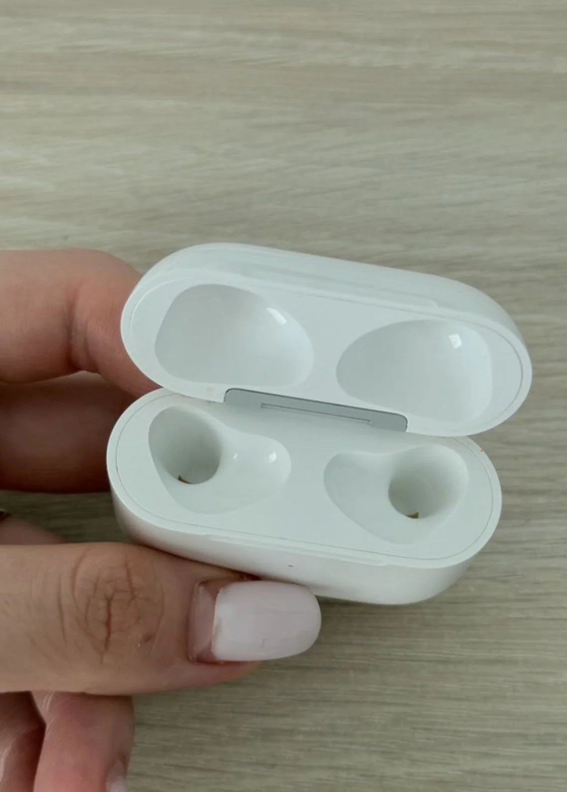 Наушники apple airpods 1 и кейс apple airpods 3 - миниатюра 7