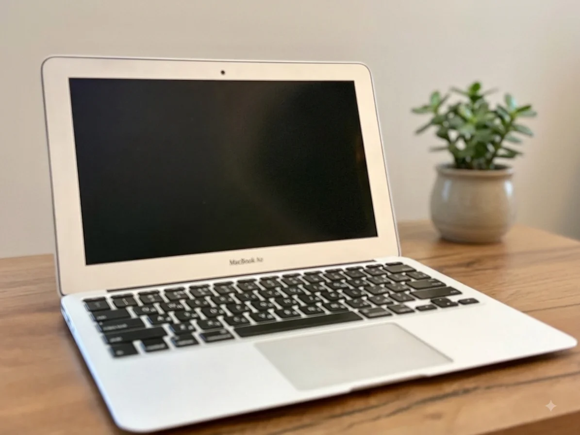 MacBook Air 11 2013 i7 8GB SSD 120GB A1465 - миниатюра 2