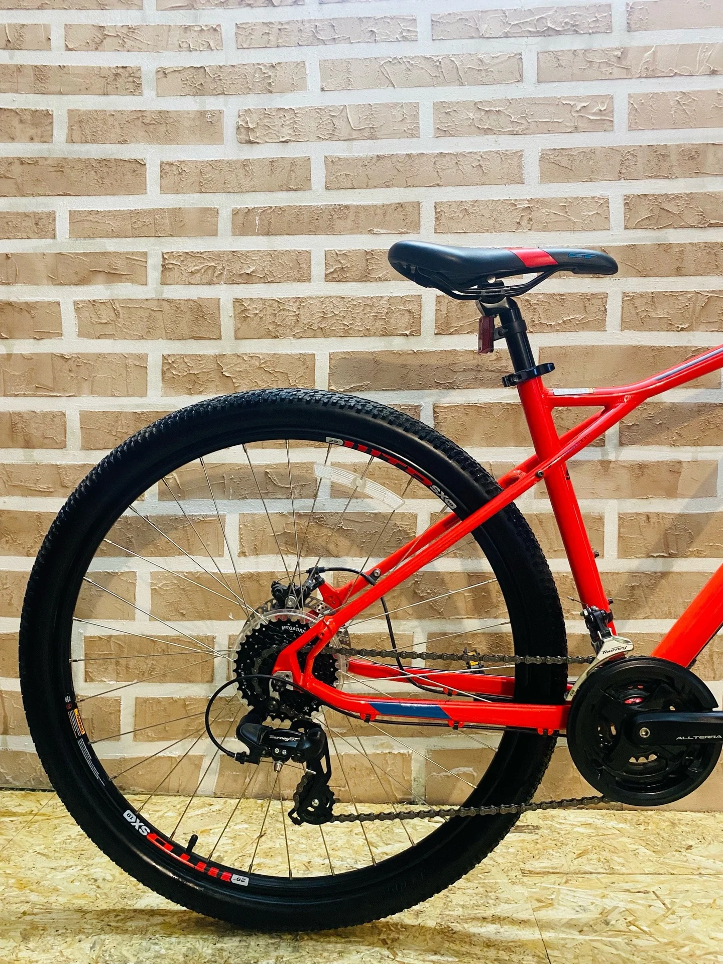 Велосипед GT Aggressor Comp 29'' - миниатюра 2