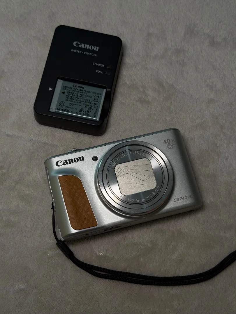 Фотоаппарат Canon PowerShot SX740 HS Silver 20MP 40x Zoom 4K - миниатюра 4