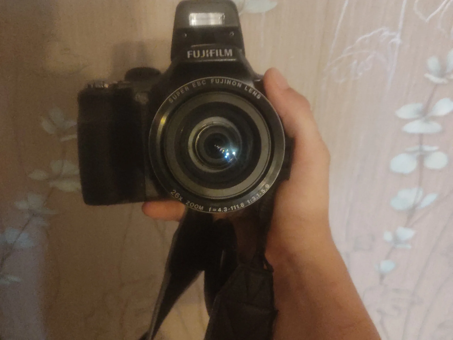 Фотоаппарат FinePix SL260 профессиональный - изображение 1